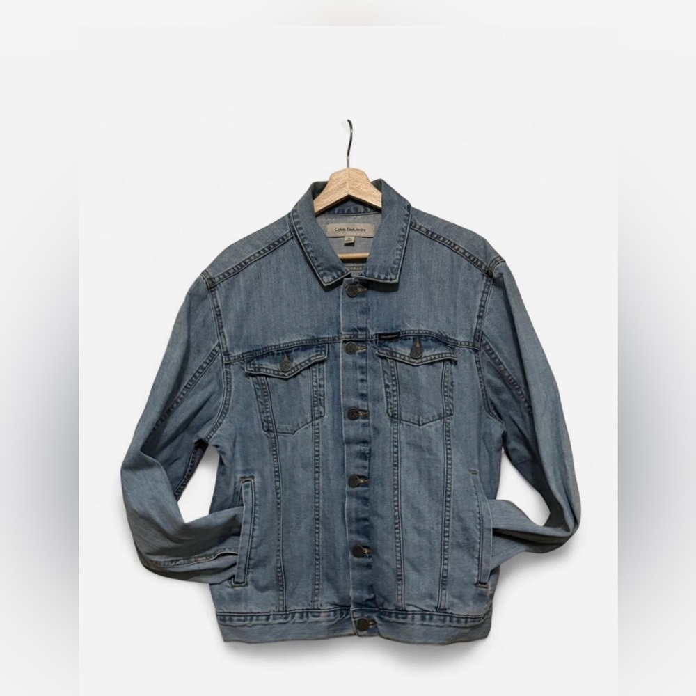 Calvin Klein Jeans Mens XL Light Wash Denim Jean Jacket